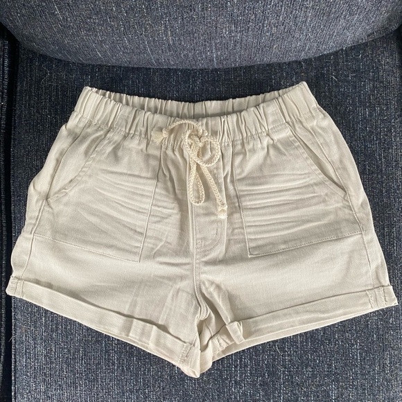 No Boundaries Cream Drawstring Shorts - Picture 1 of 3